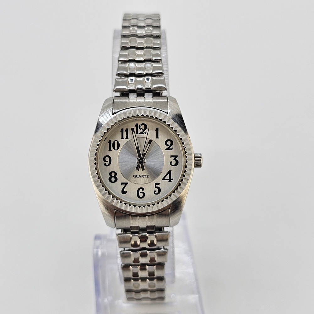 Women's Analog Watch 25MM Cream Dial Gray Expandable Band 6" NEW Battery